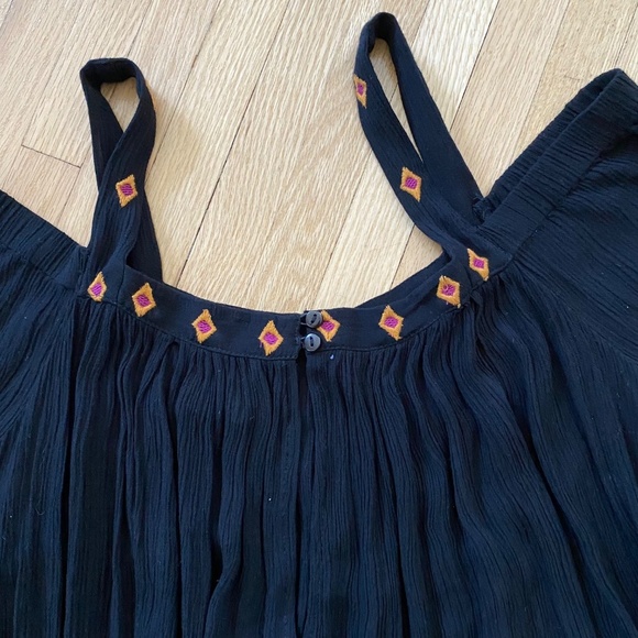 Japna Off the Shoulder with Straps Black Embroidered Boho Top Size M - Picture 6 of 9